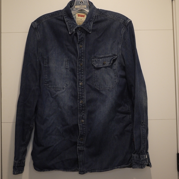 Levis Slim Fit Shirt - Picture 6 of 11